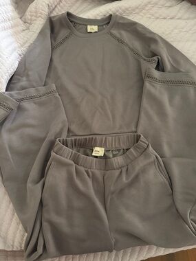 Elle Taupe Lounge Top with Crochet Trim & matching pants